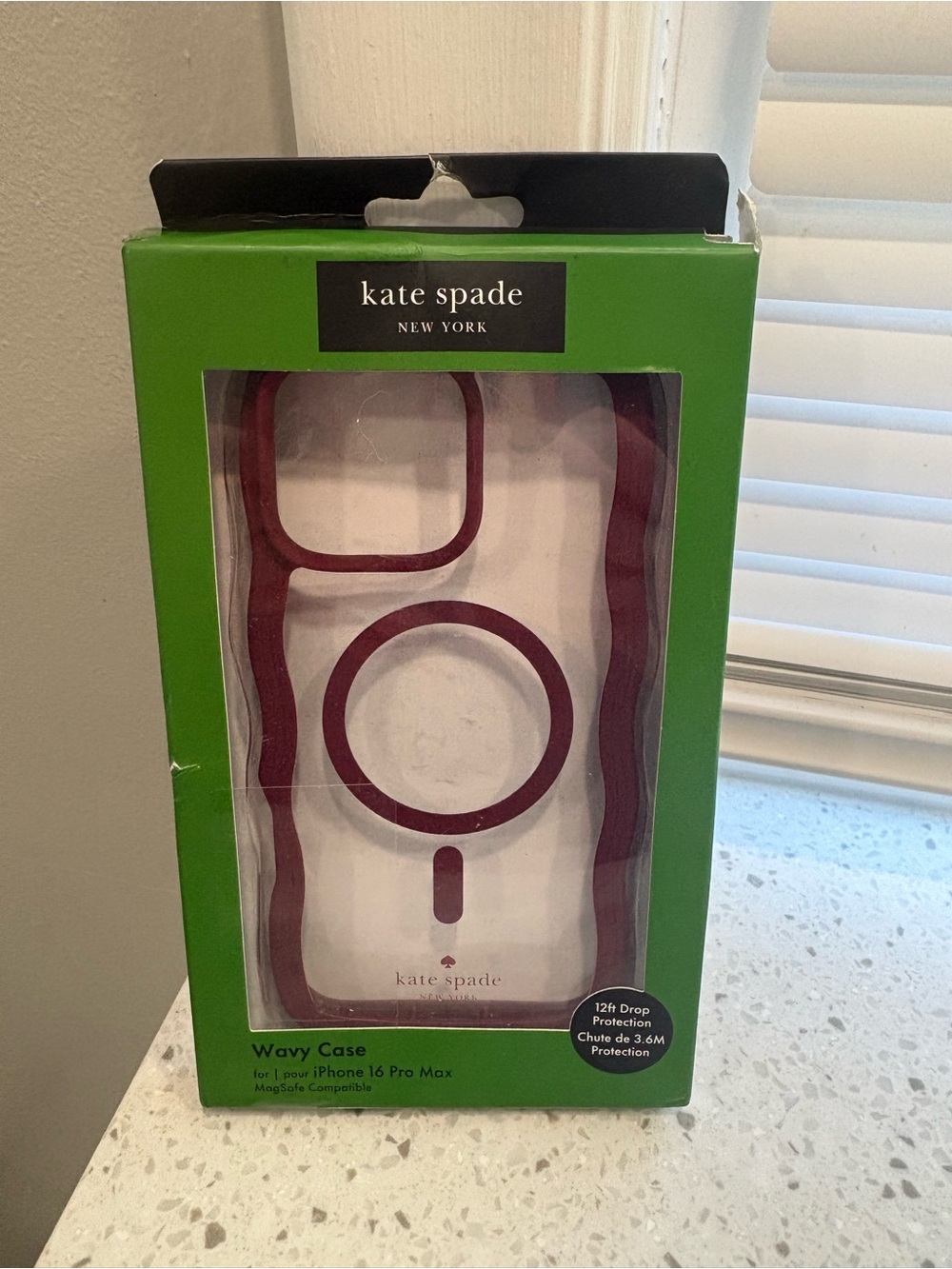 NIB kate spade Wavy Case for iPhone 16 Pro Max - Burgundy